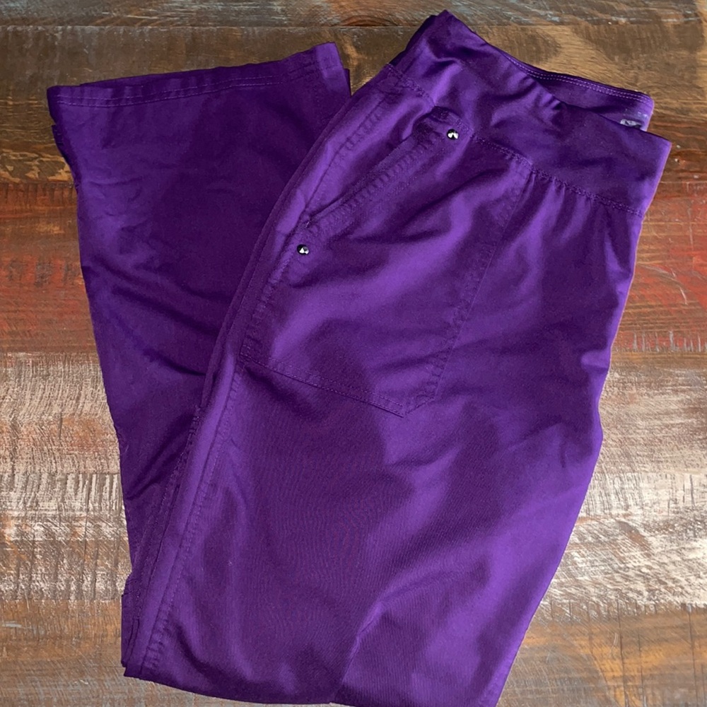 Women’s Eggplant Scrub Pants